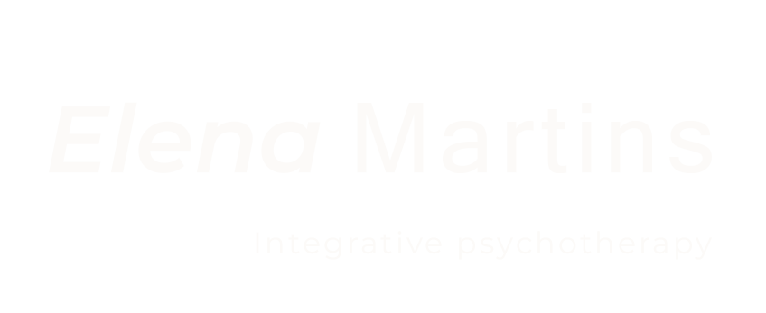 Elena Martins logo